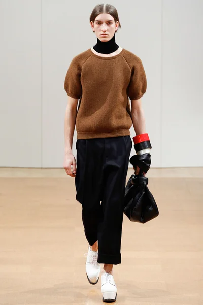 Look 33